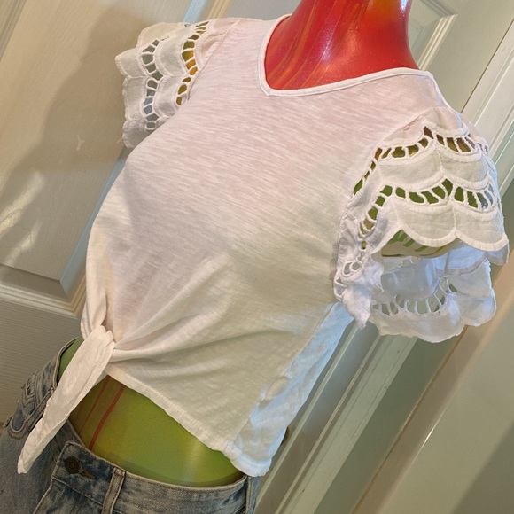 Tahari White Flutter Sleeve Asymmetrical Blouse - Picture 5 of 13